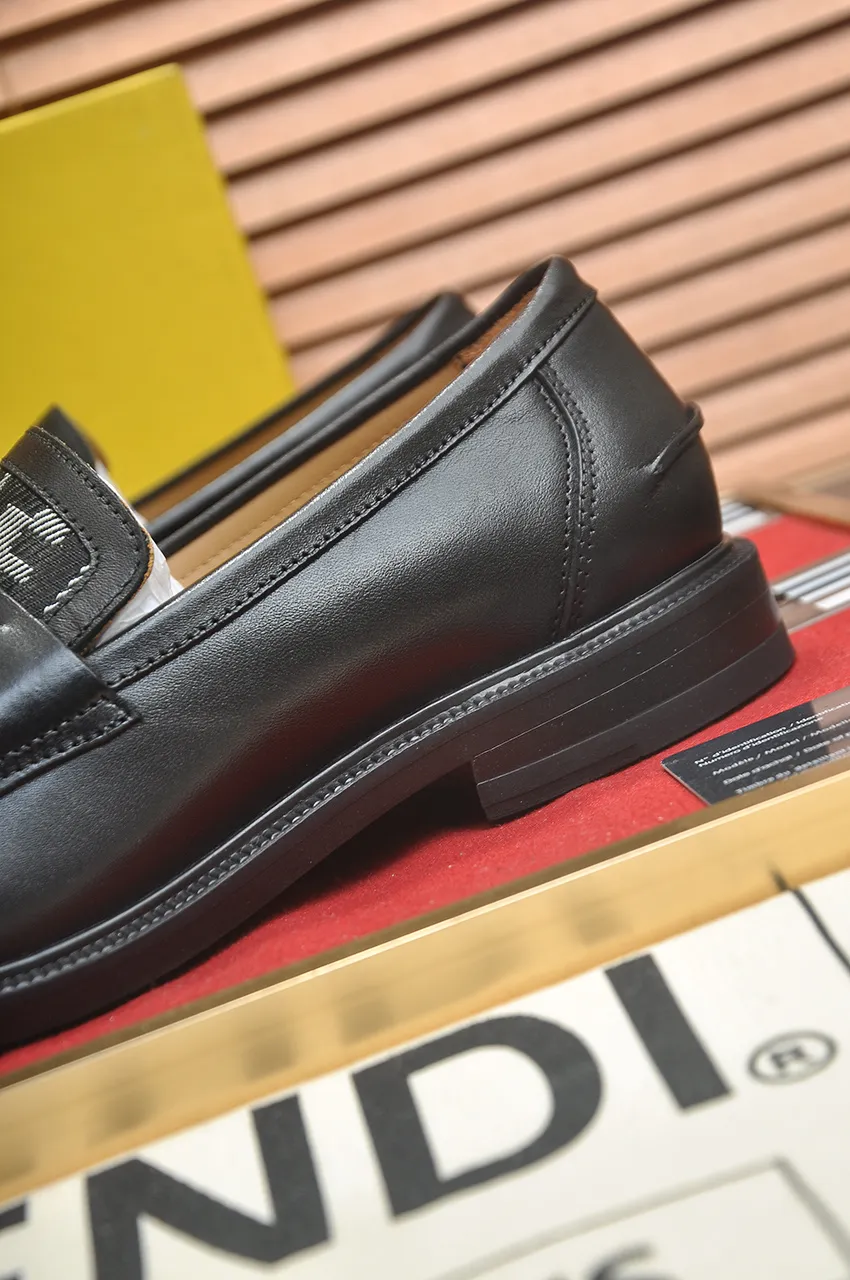 Men's shoes 💰500💶 [FENDI] The latest high-end men's shoes in Hong Kong! Original quality. The upper is made of imported cowhide material and cowhide lining! Super comfortable on the foot, original wear-resistant outsole, luxurious, fashionable, casual and versatile! Size: 38-45 (45 customized)